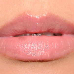 #Chanel# coco shine 