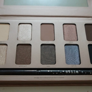 #STILA#  Ӱ ɫһö~