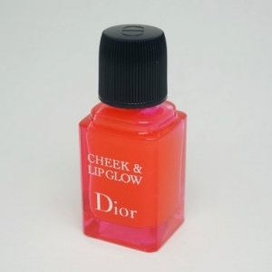 DIOR 15괺Ʒ ն¶